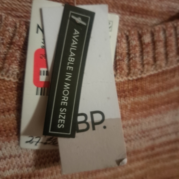 Cute top - Picture 6 of 13